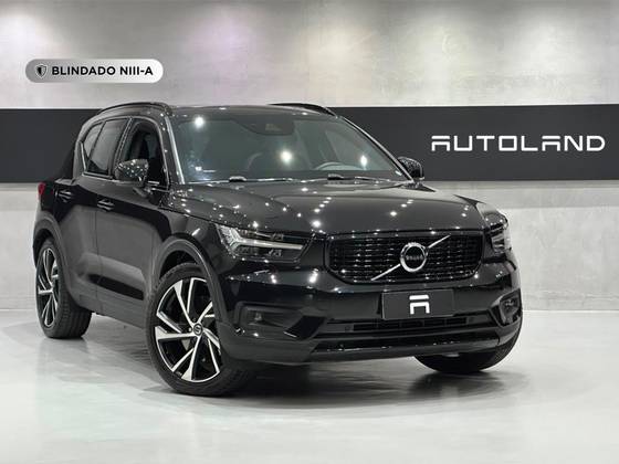 VOLVO XC40 1.5 T5 RECHARGE R-DESIGN GEARTRONIC